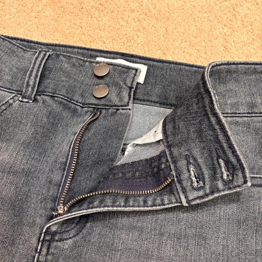 RSQ Low Rise Micro Mini Skirt Women Size 2 Waist 25 Charcoal Grey Denim Festival - Picture 6 of 10